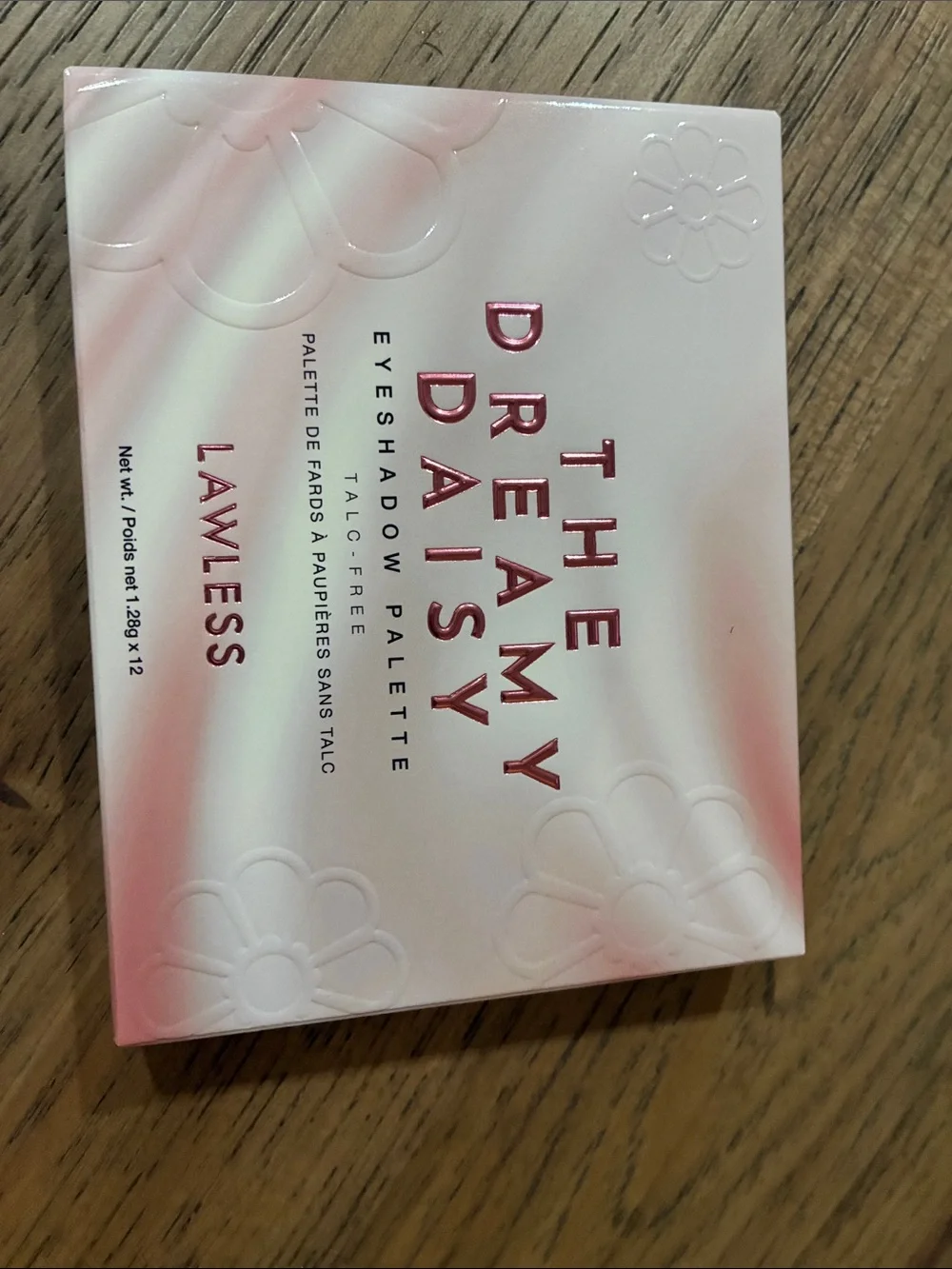 LAWLESS Dreamy Daisy Eyeshadow Palette - Pink & Cream Ombre